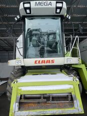ماكينة حصادة دراسة Claas Mega 370