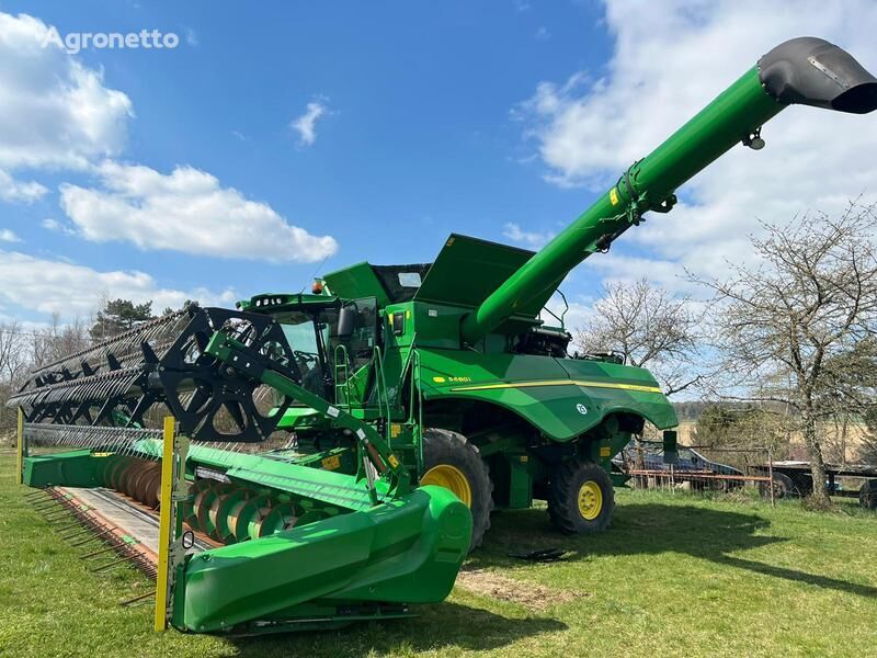 ماكينة حصادة دراسة John Deere S680I